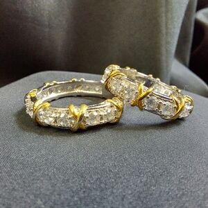 Sparkly statement ring set ✨